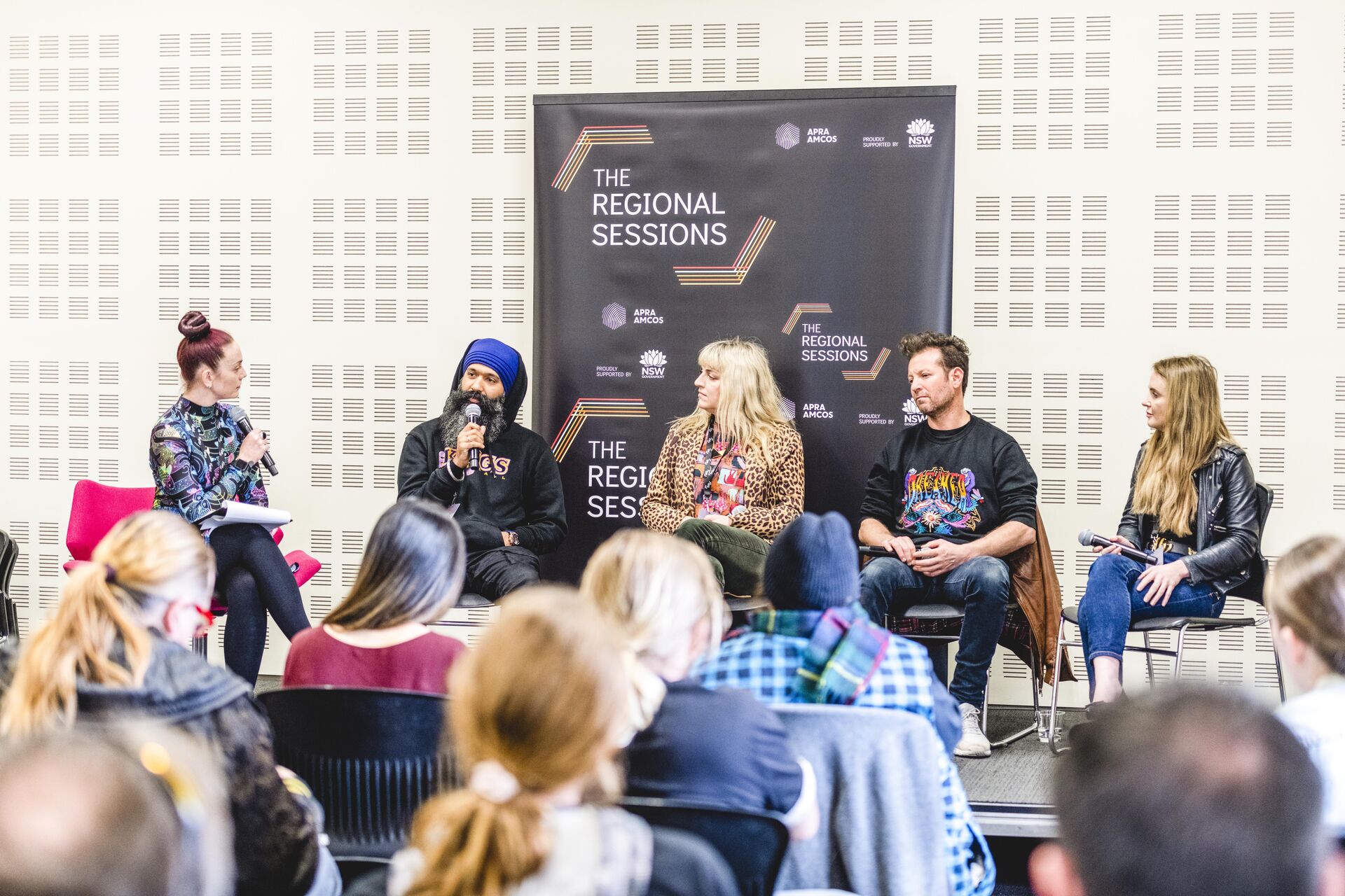 The Regional Sessions - Dubbo. L-R: Nicola Tuckwell, L-FRESH The LION, Sally Seltmann, Ilan Kidron, and Emma Swift